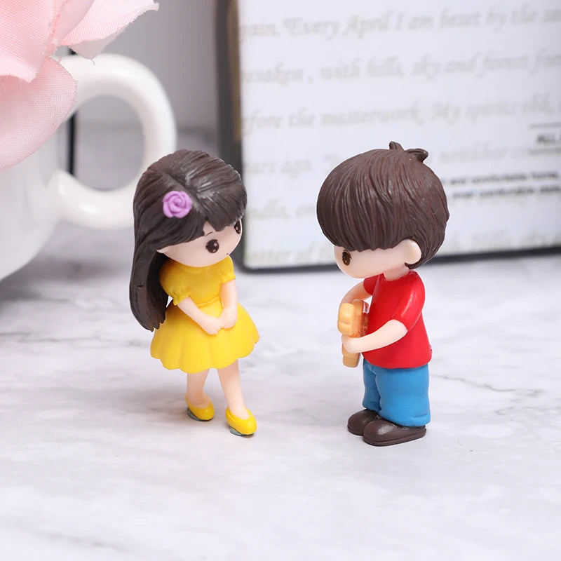 1Set Mini Cute Figurines Miniature Couple Accessories For Lover Wedding Gift Miniature Landscape Ornaments Doll House Decoration - Lovaki
